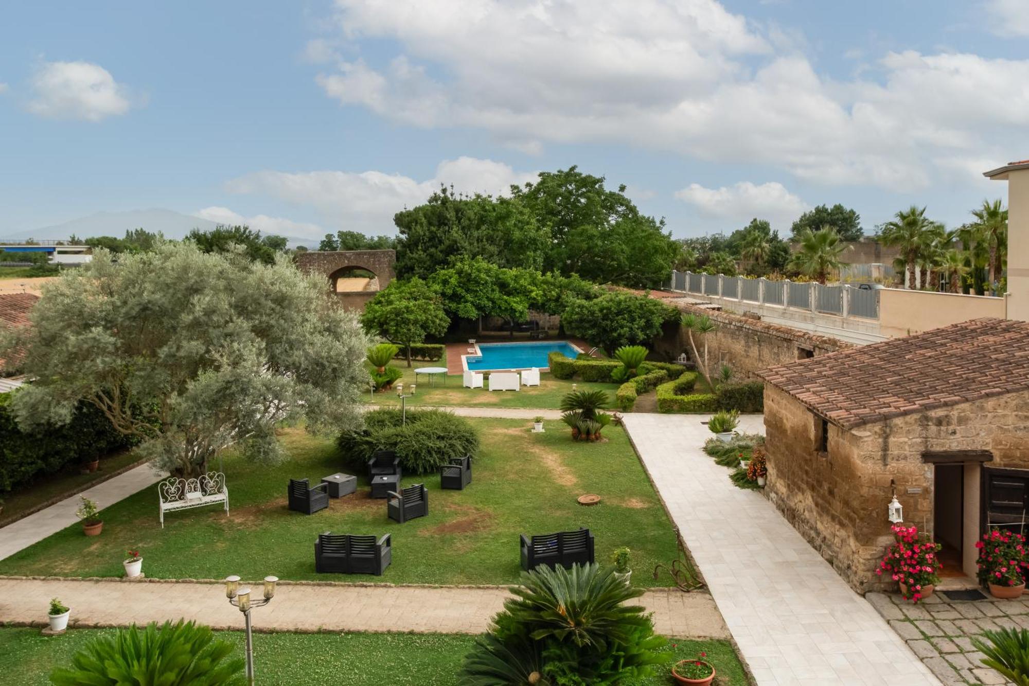Masseria A Quaranta - Rooms & Events San Marco Evangelista エクステリア 写真