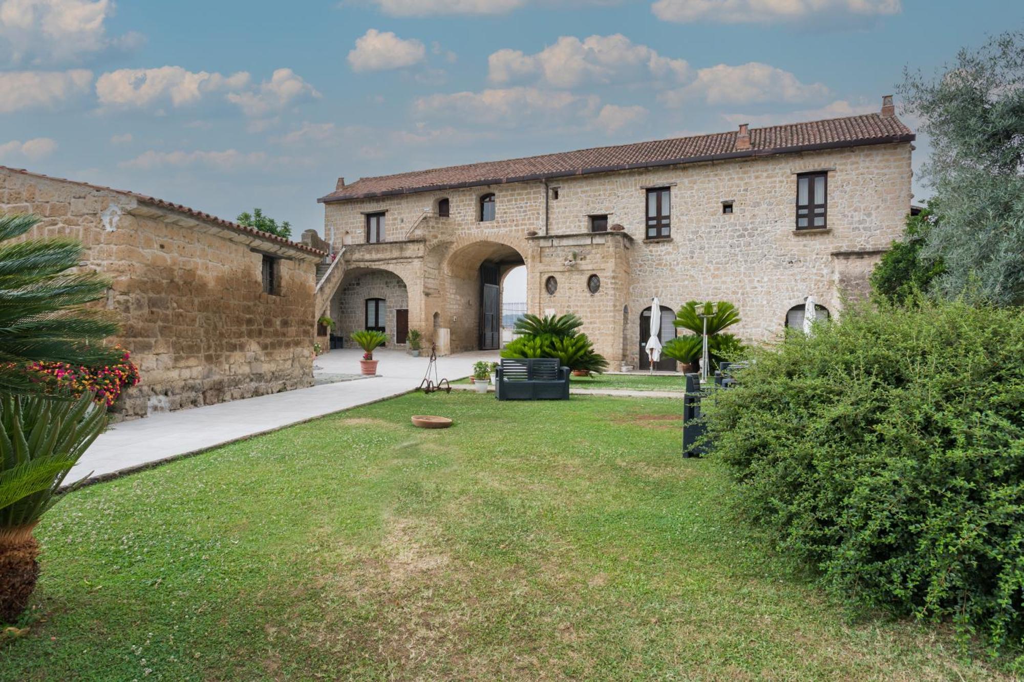Masseria A Quaranta - Rooms & Events San Marco Evangelista エクステリア 写真